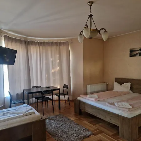 Bigcitty Rooms-2